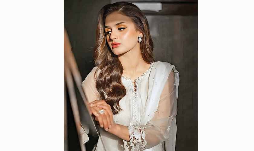 Hira Mani Enters Fashion