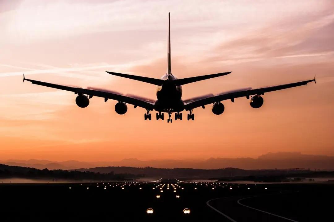 airline 1758384634399 d