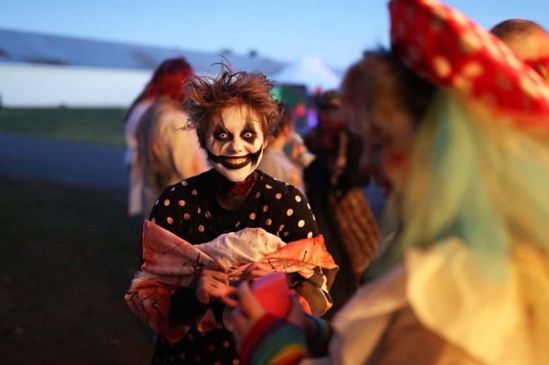 32909453 20221028 halloween.jobs 0910
