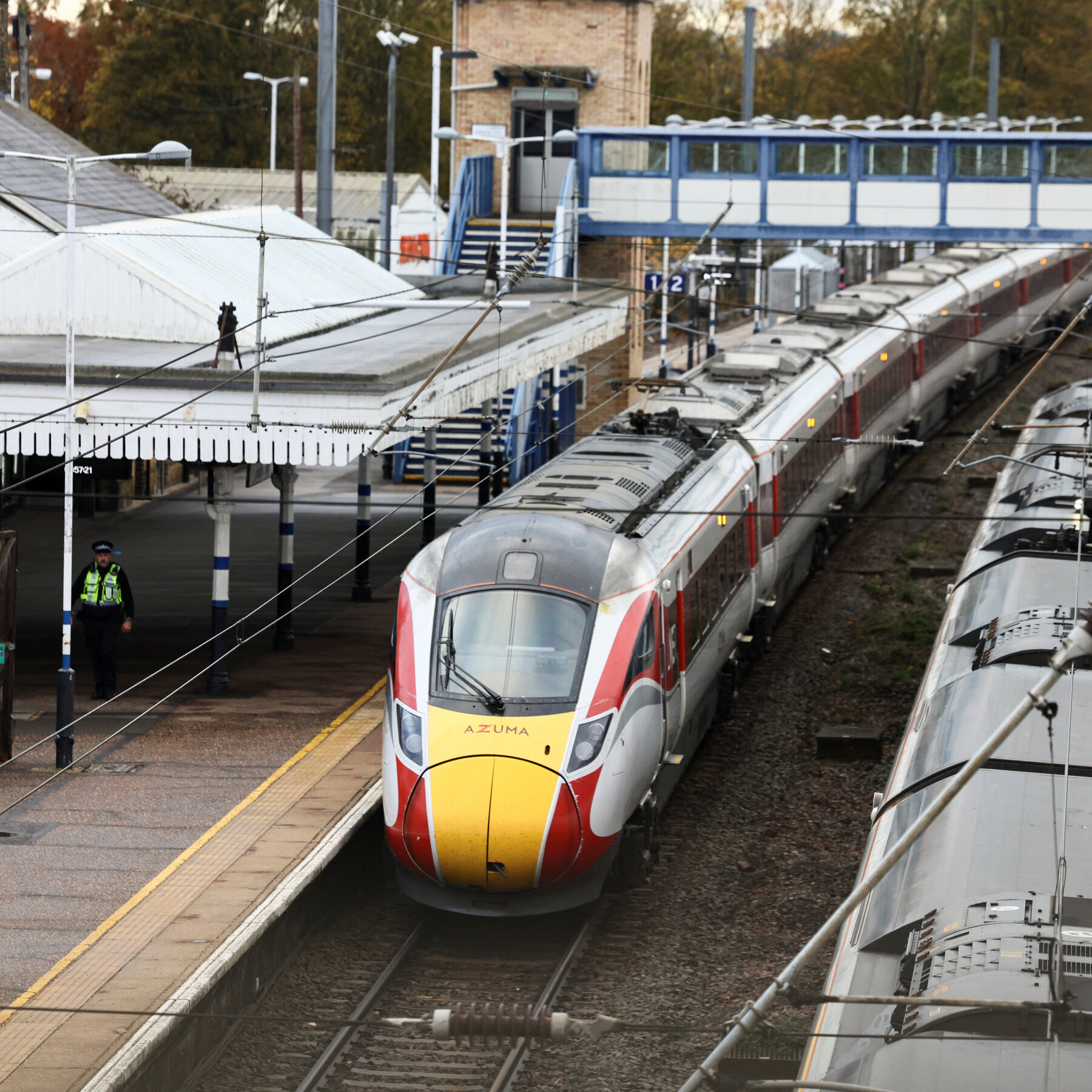 02int uk stabbing 01 zjmp mediumsquareat3x