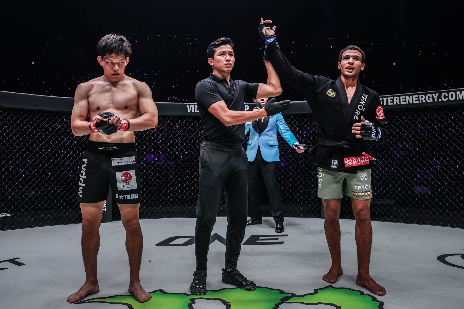 a56c2 17637383084395 1920