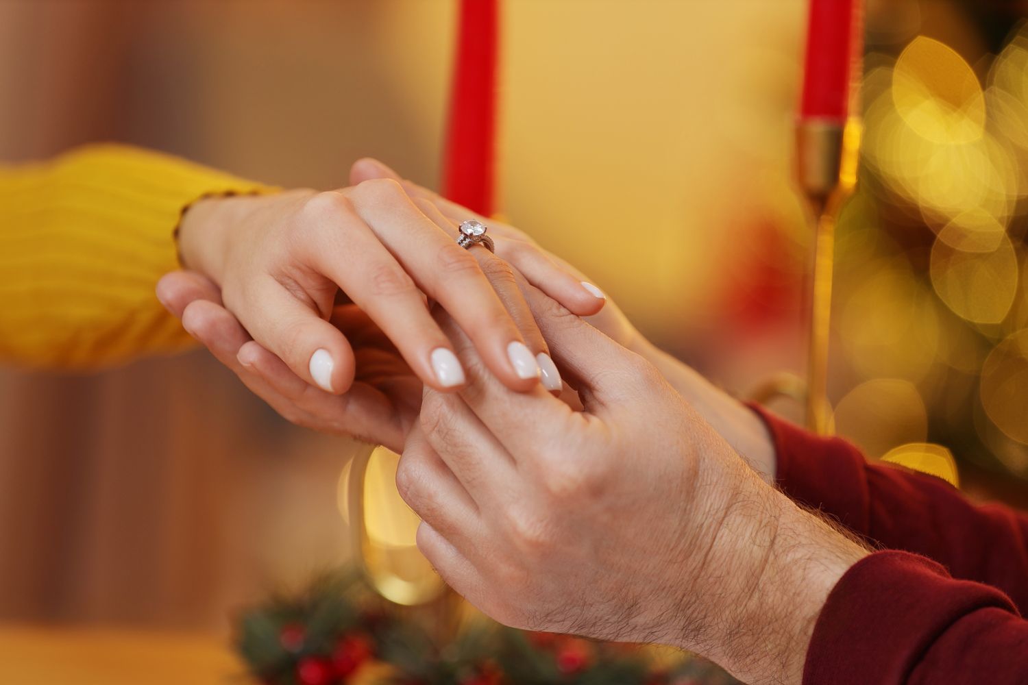 ring on finger 111325 d3f52896dc4f4f49ad57b62b108b2a3c