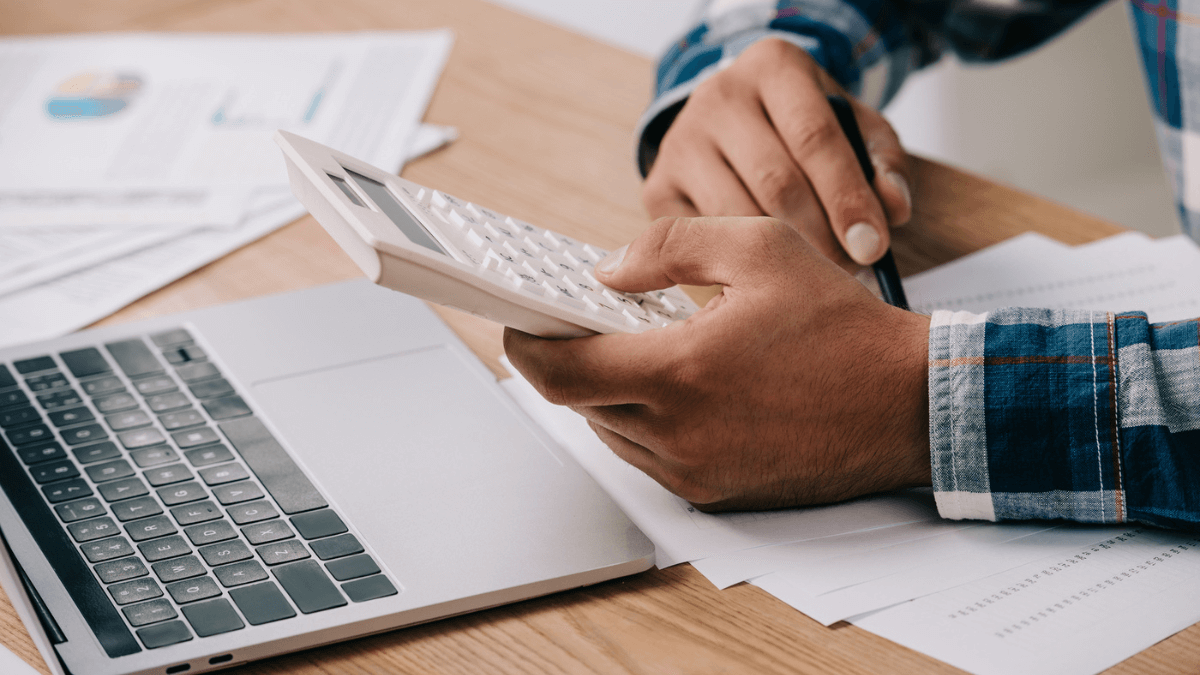 70000 a year is how much an hour and 6 tips to make save money